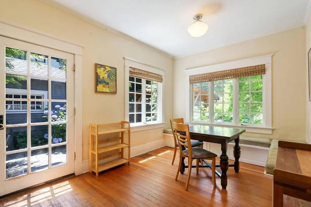Stylish 4Br Belmont Haven With Saltwater Hot Tub Villa Portland 0*,