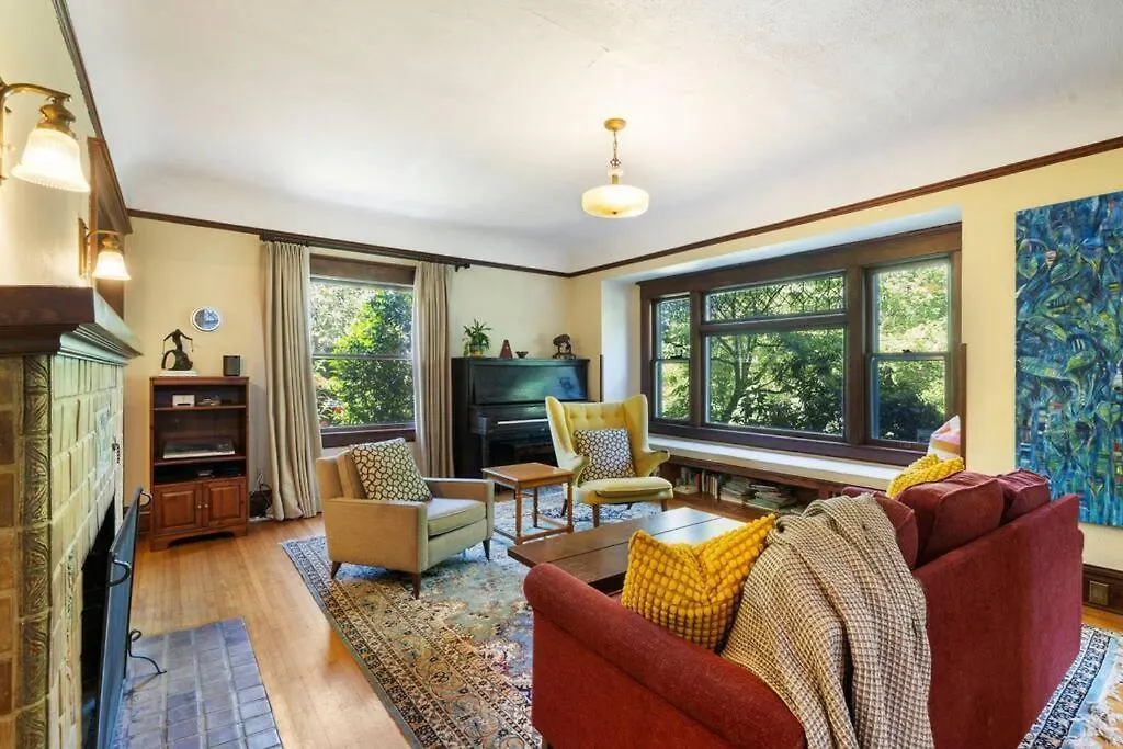Stylish 4Br Belmont Haven With Saltwater Hot Tub Villa Portland